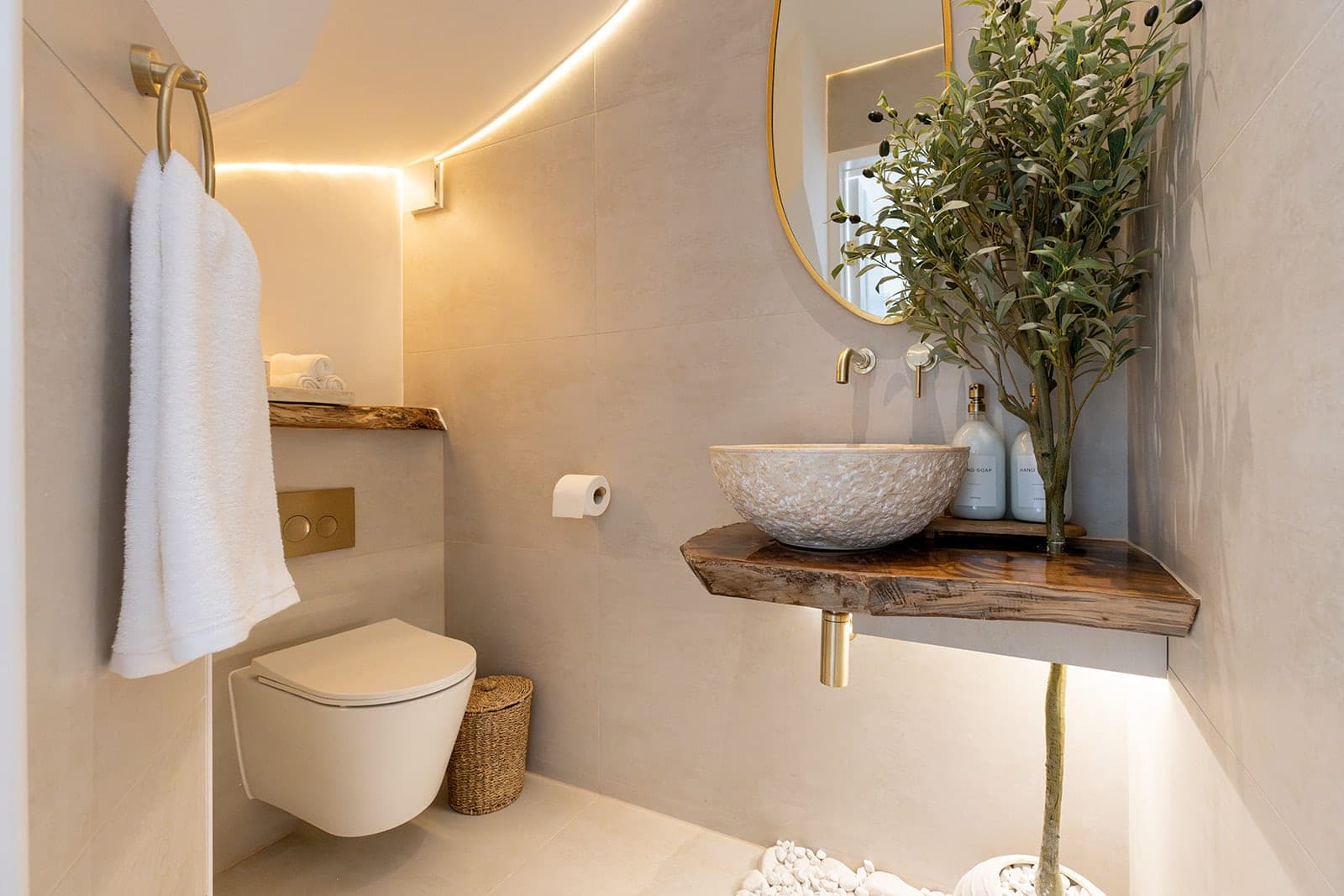 Powder Room, The Cricklewood Project, photo 8