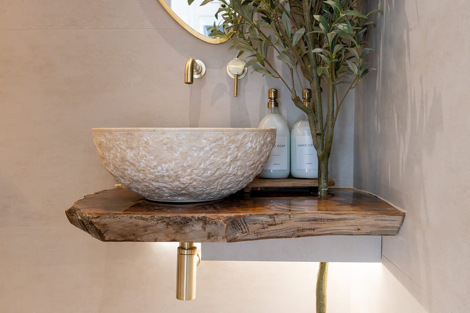 Powder Room, The Cricklewood Project, photo 9
